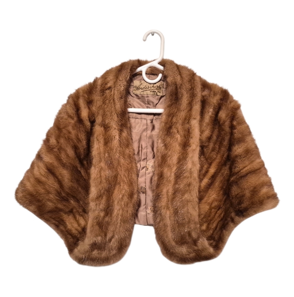 Vintage 1960's Genuine Fur Shawl Andes Furs York PA. Excellent Condition